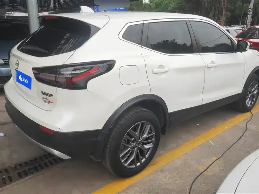 Nissan Qashqai — фото 3