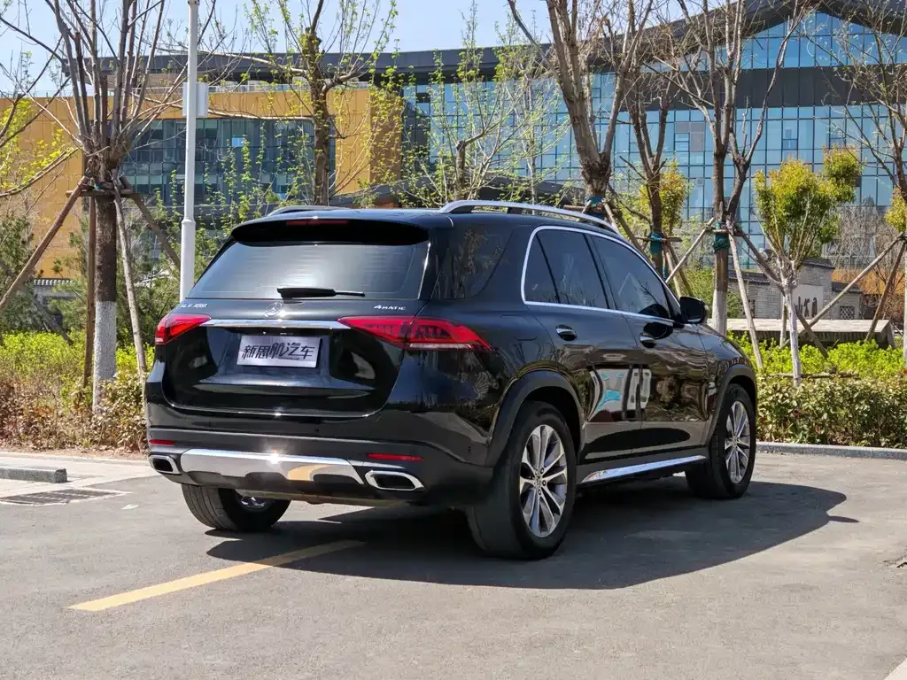 Mercedes-Benz GLE — фото 6