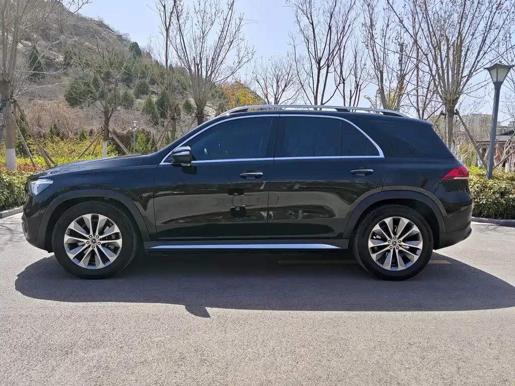 Mercedes-Benz GLE — фото 8