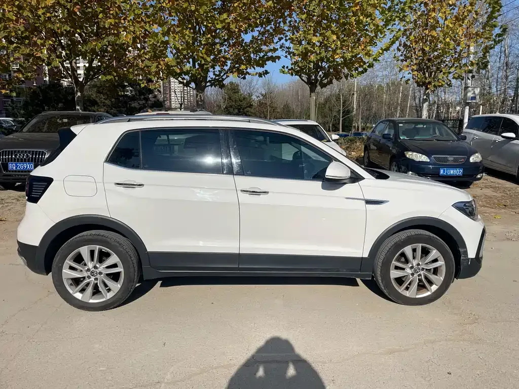 Volkswagen T-Cross — фото 4