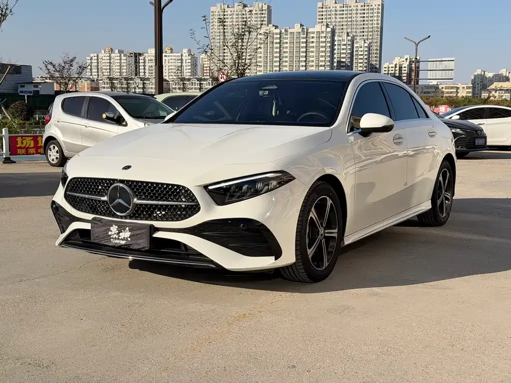 Mercedes-Benz A-Class — фото 1