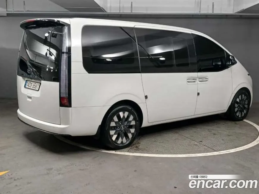 Hyundai Staria — фото 4