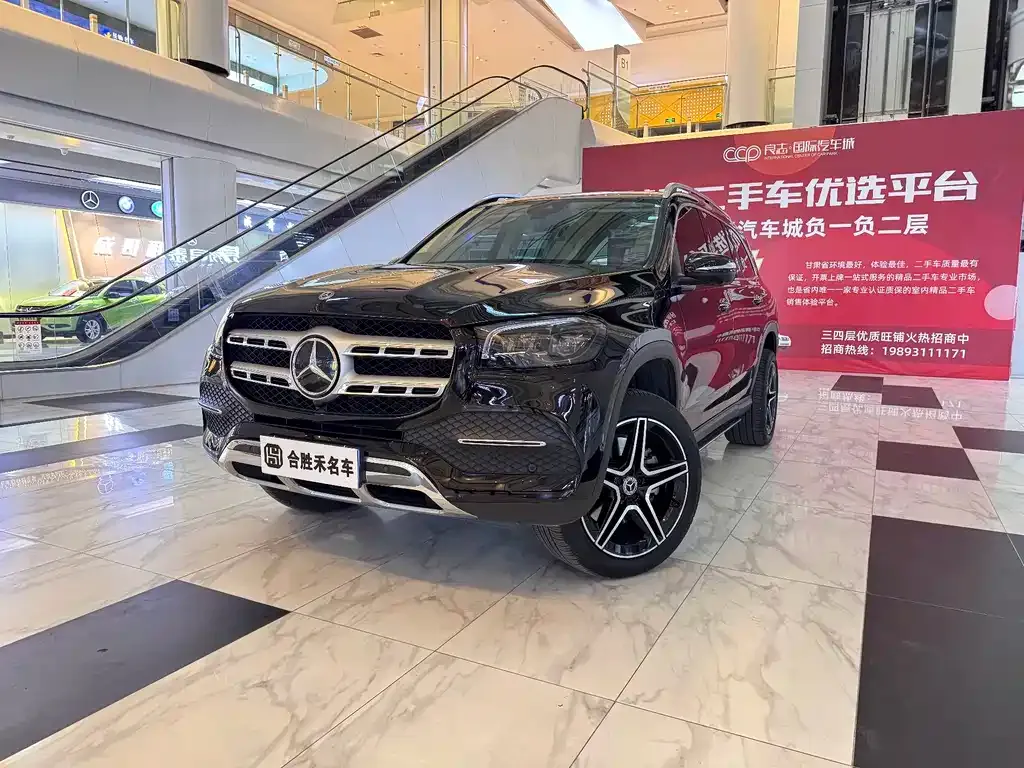 Mercedes-Benz GLS — фото 1