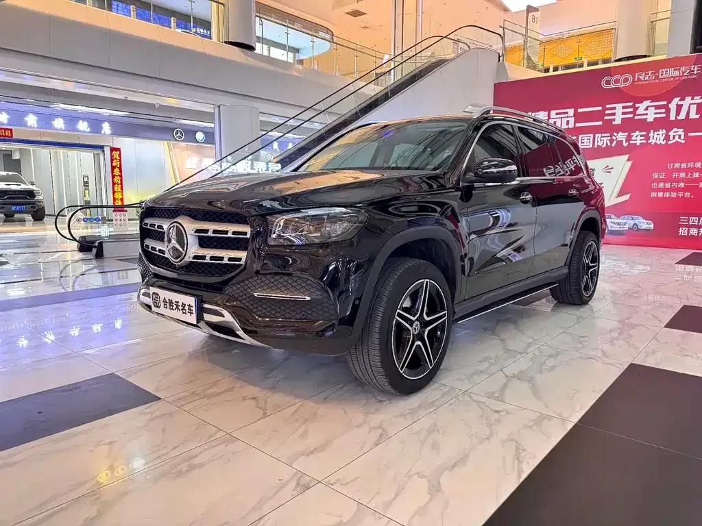 Mercedes-Benz GLS — фото 4