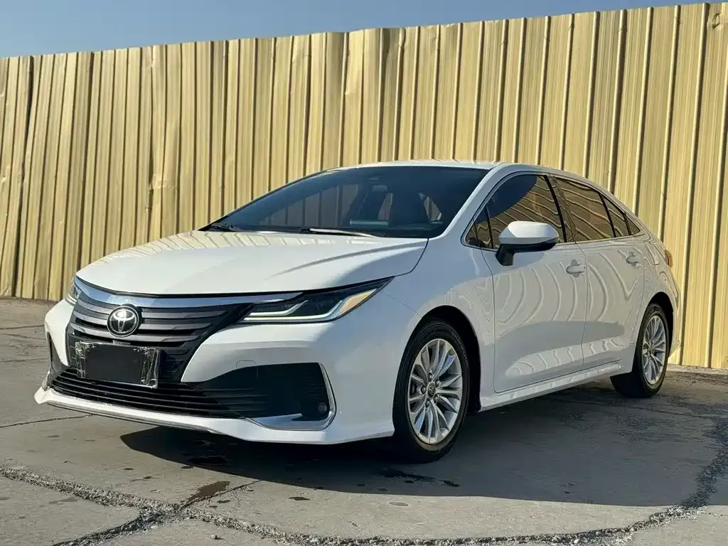 Toyota Allion — фото 1
