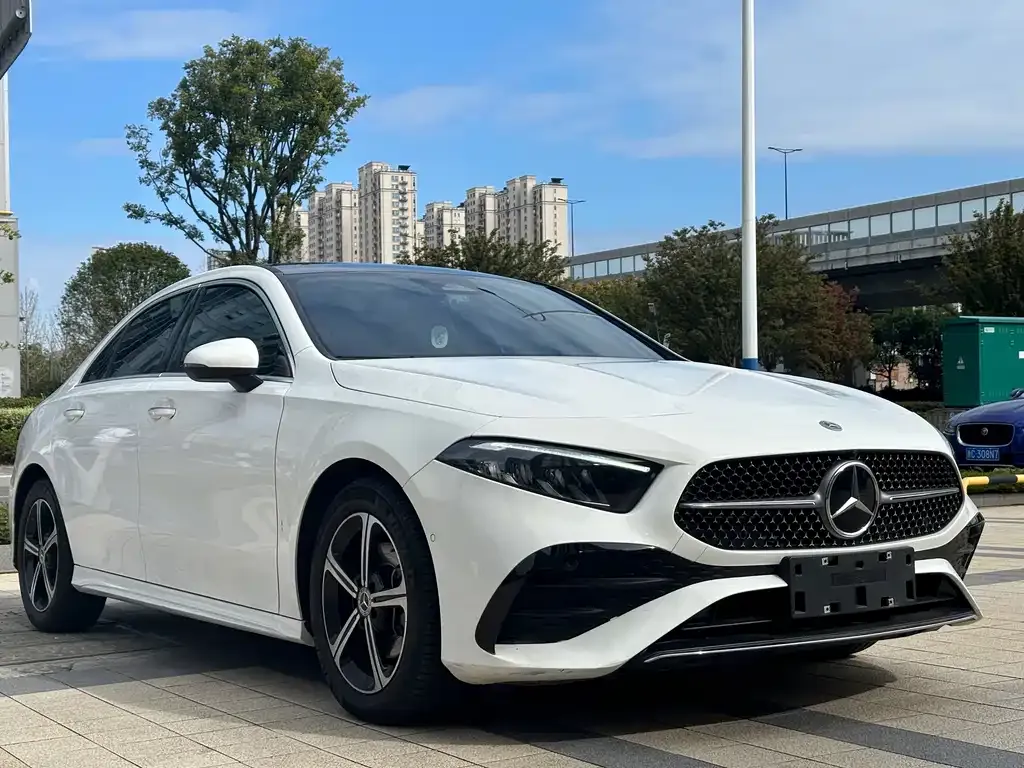 Mercedes-Benz A-Class — фото 3