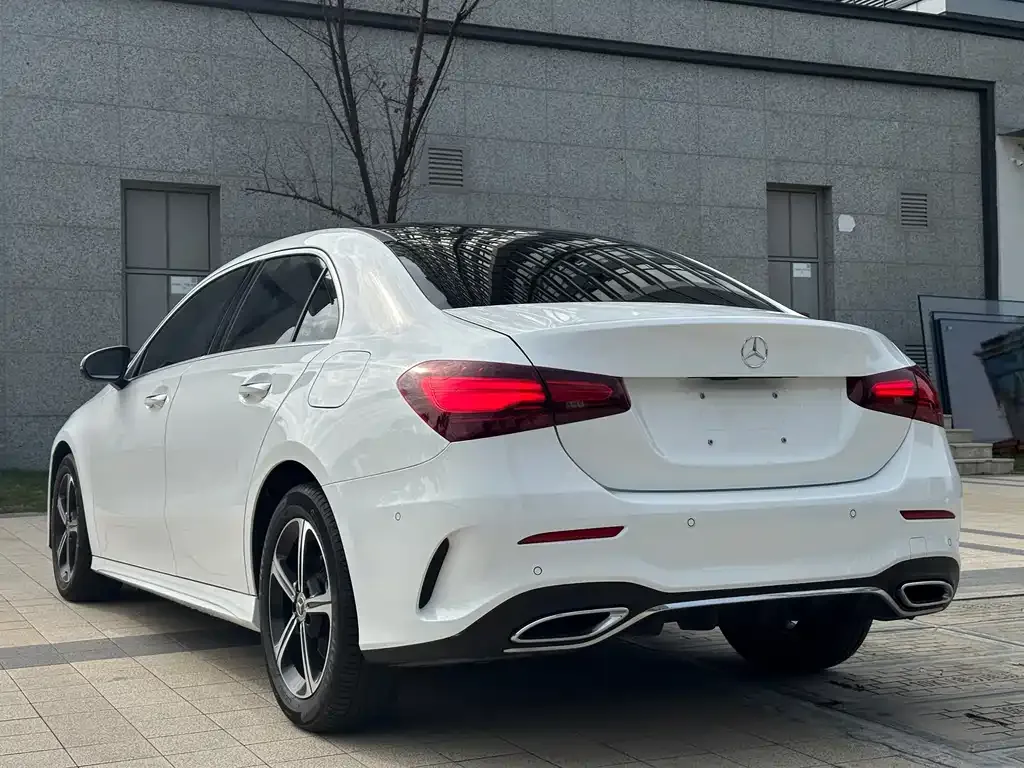 Mercedes-Benz A-Class — фото 7