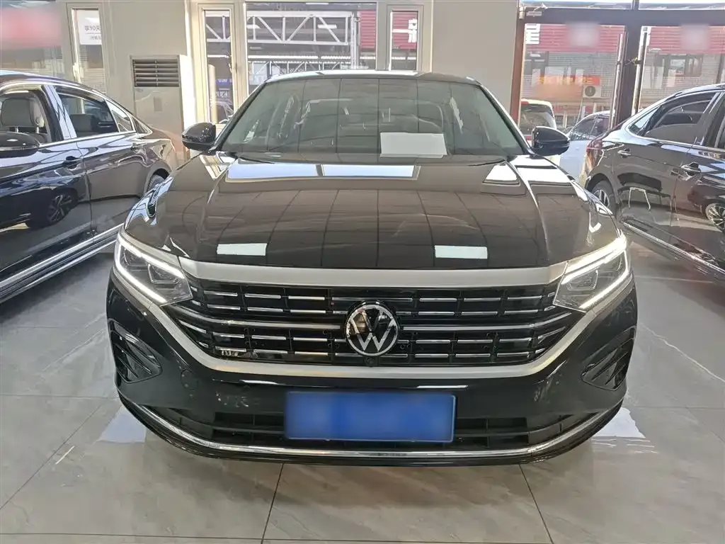 Volkswagen Passat — фото 3