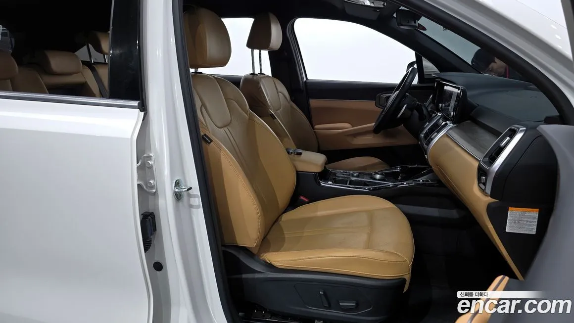 Kia Sorento — фото 10