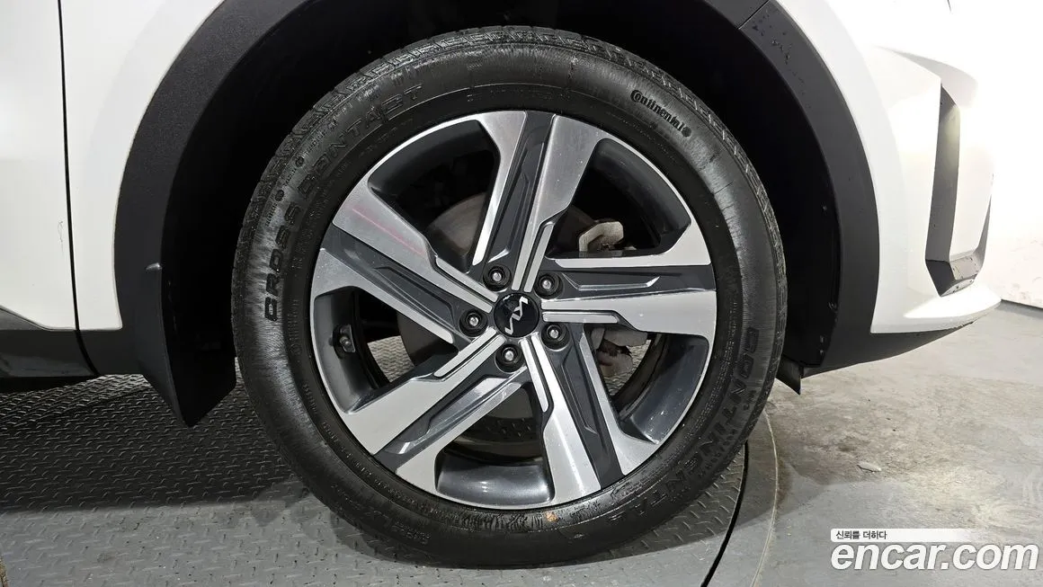 Kia Sorento — фото 5