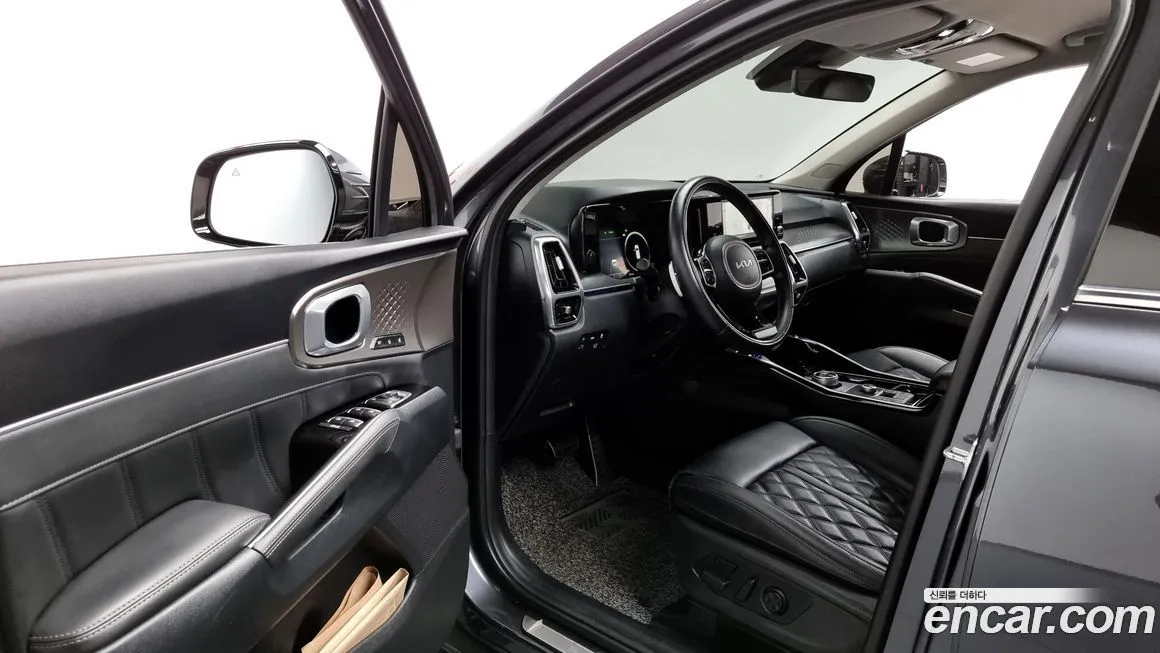 Kia Sorento — фото 10