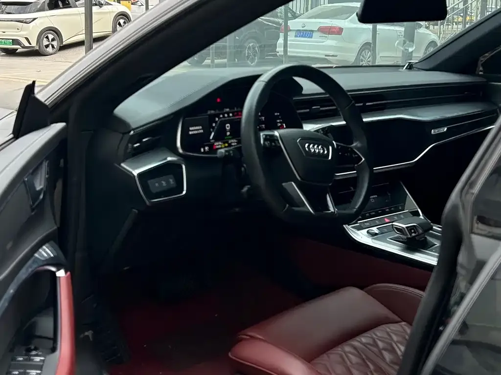 Audi A7L — фото 3