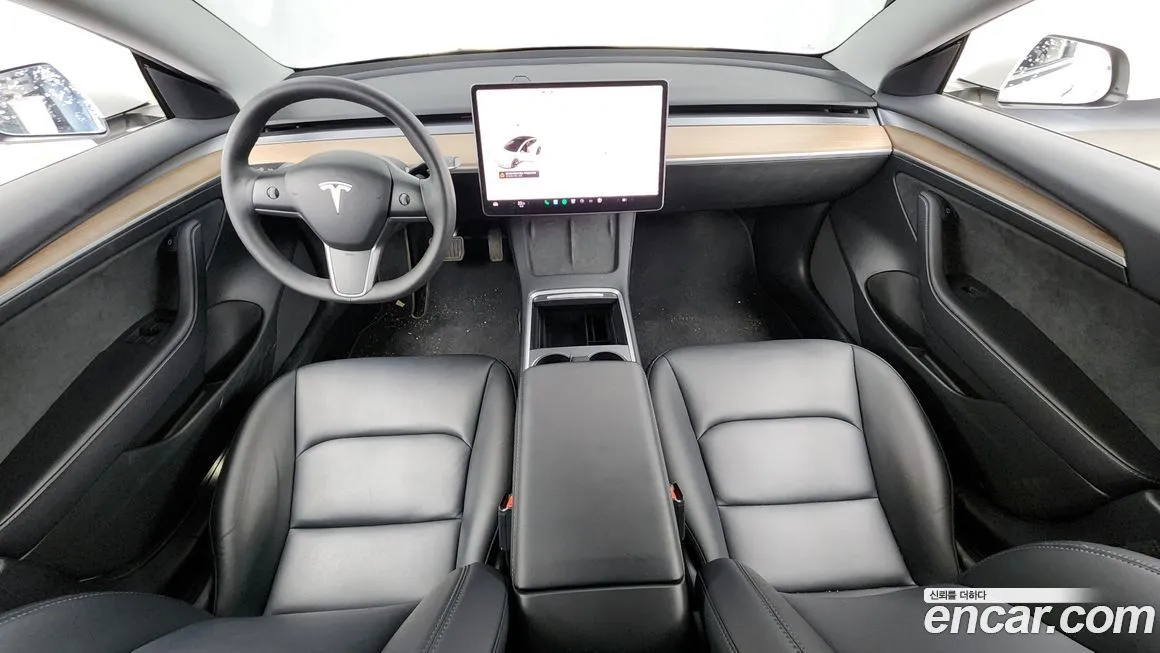 Tesla Model 3 — фото 7