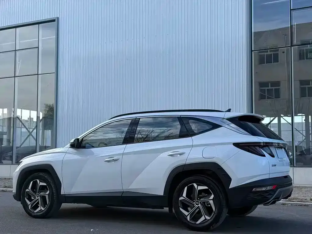 Hyundai Tucson — фото 9