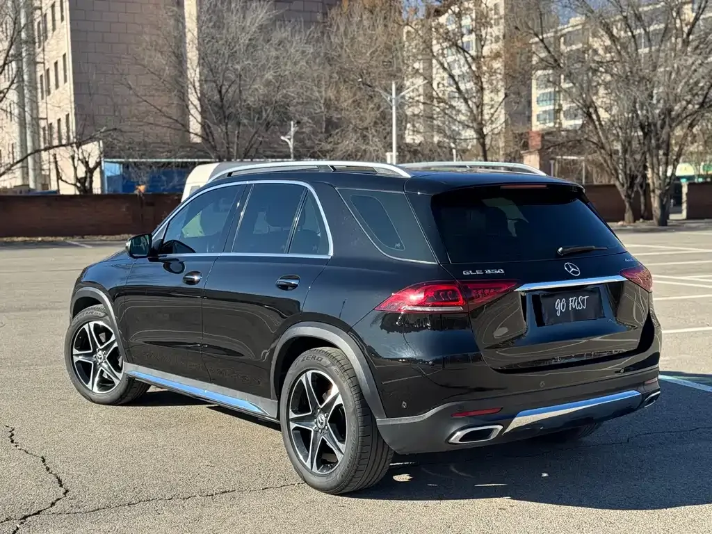 Mercedes-Benz GLE — фото 6