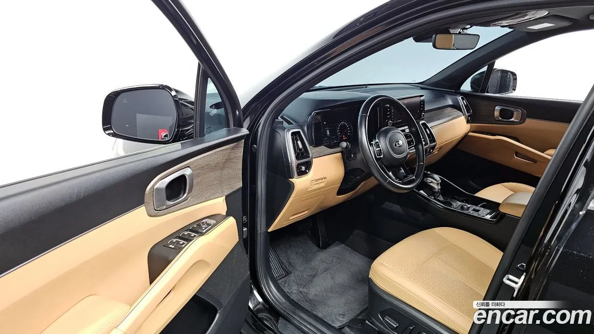 Kia Sorento — фото 10
