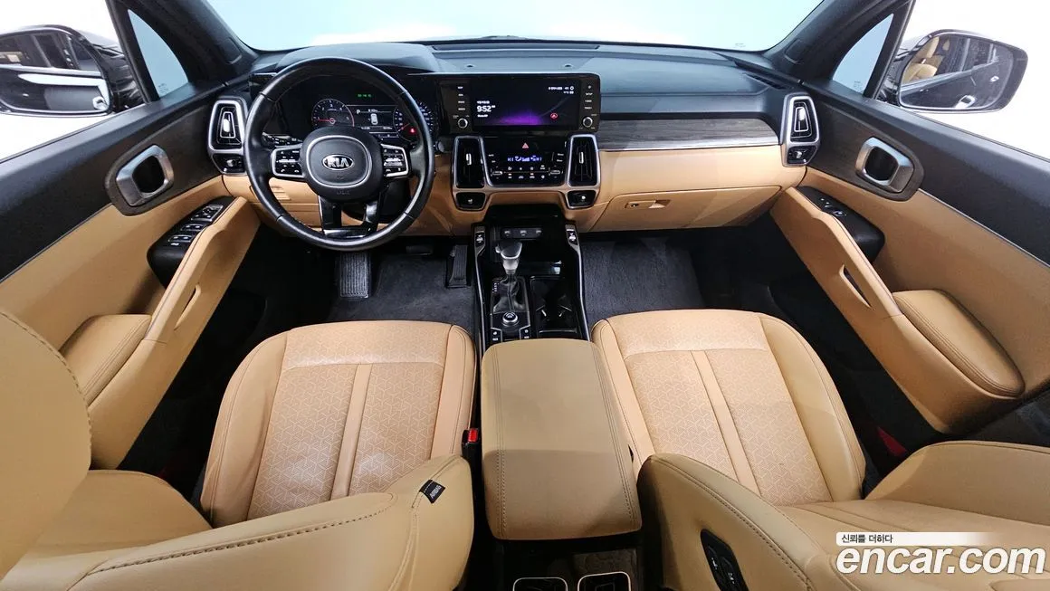 Kia Sorento — фото 7
