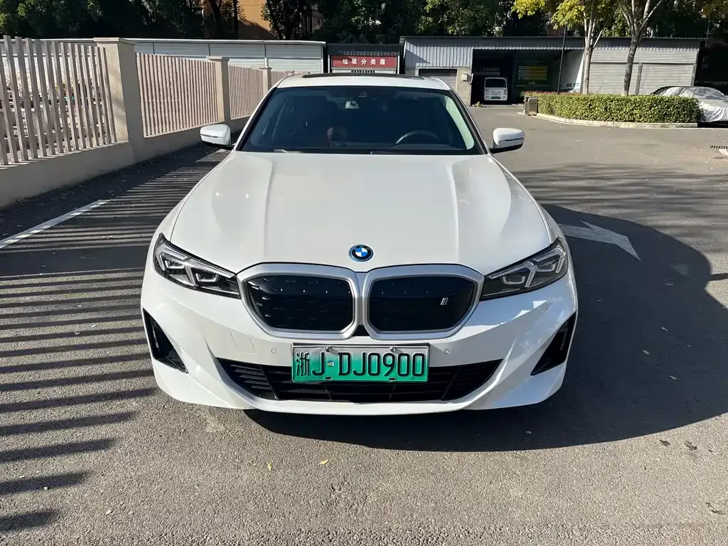 BMW i3 — фото 2