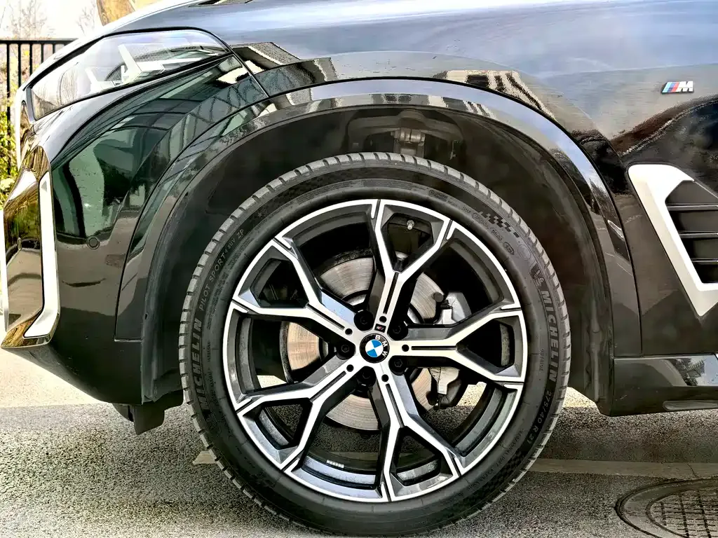 BMW X5 — фото 4