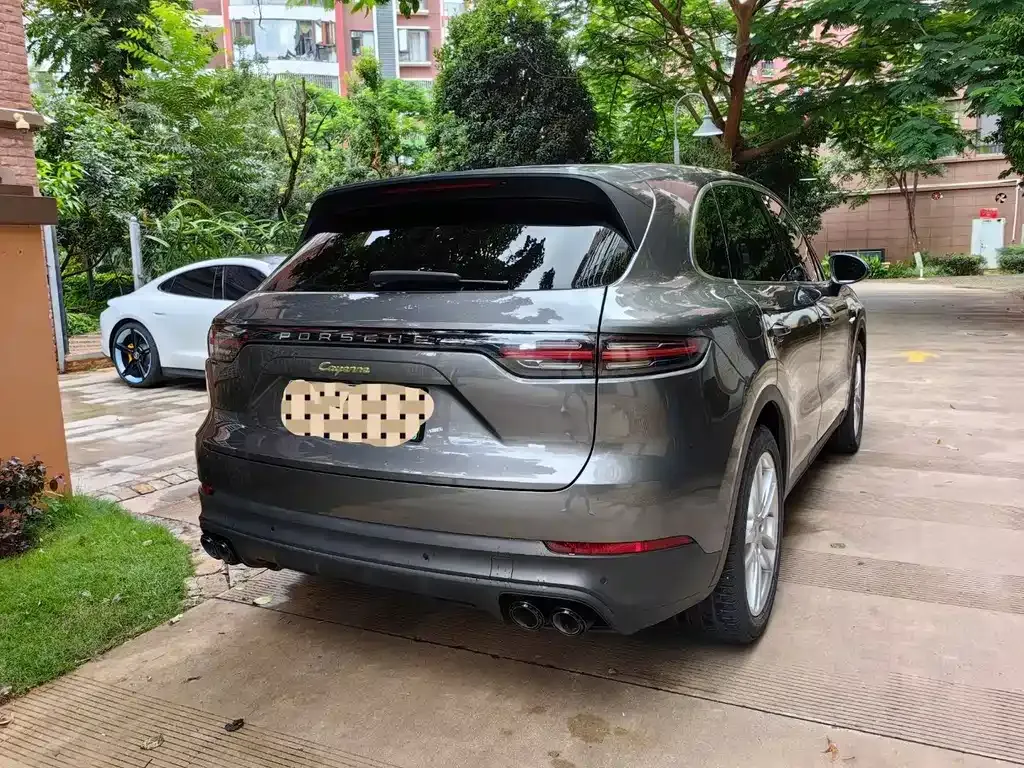 Porsche Cayenne Hybrid — фото 4