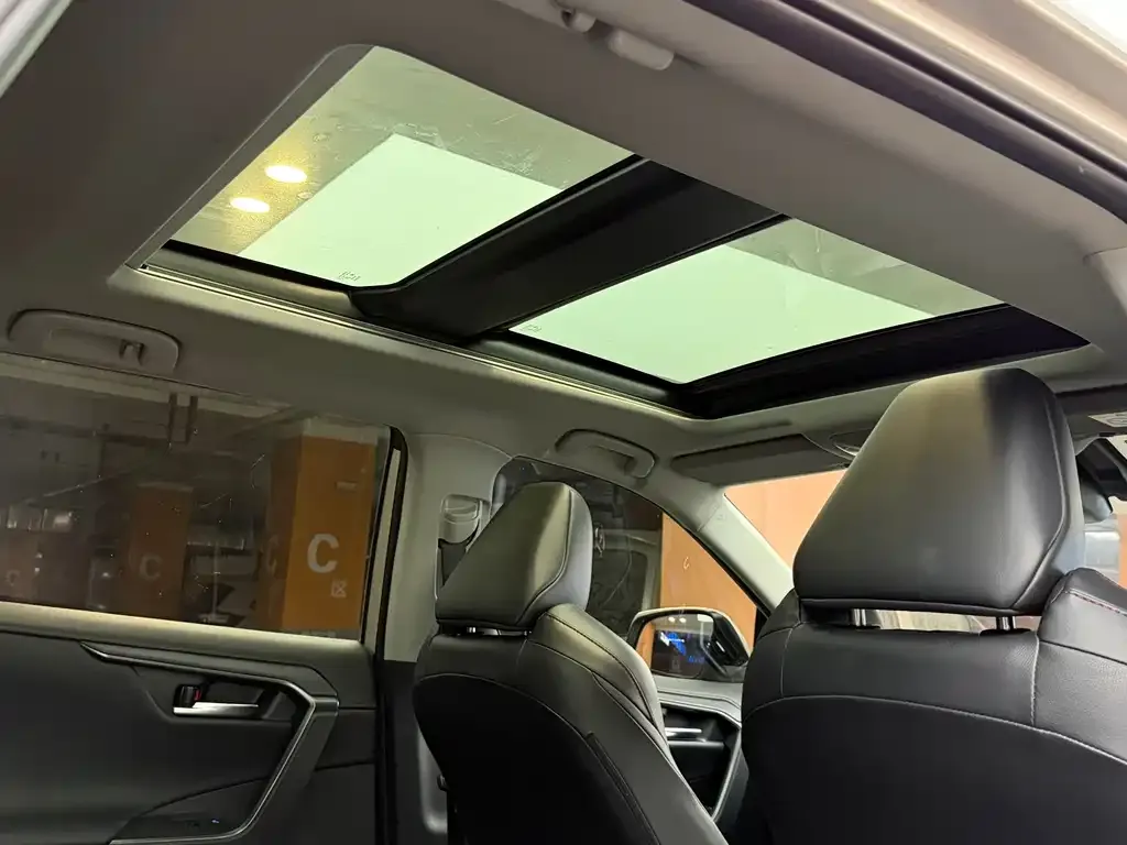 Toyota Wildlander New Energy — фото 10