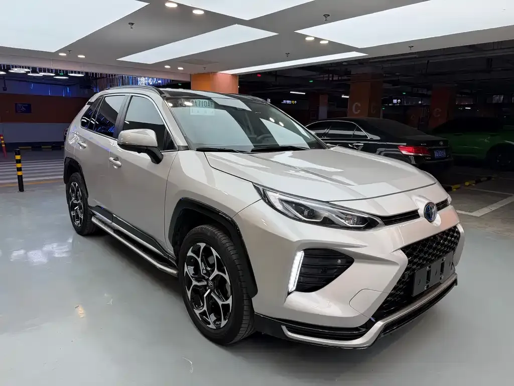 Toyota Wildlander New Energy — фото 3