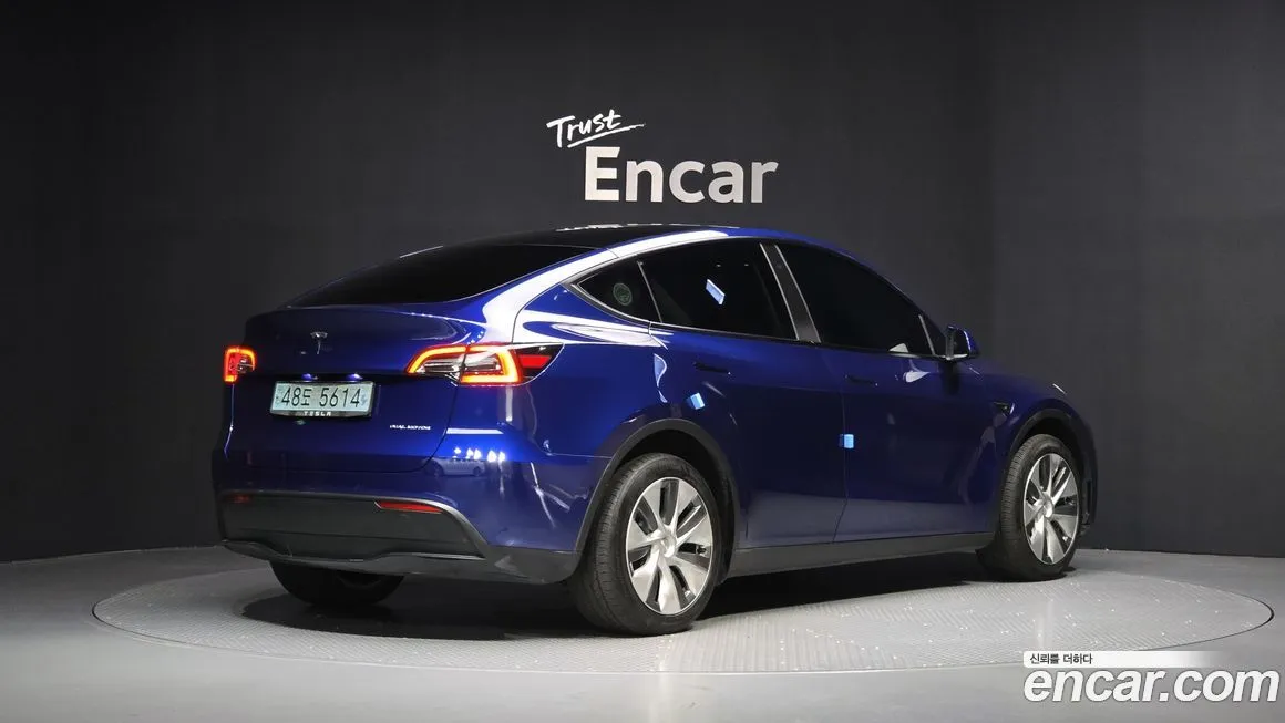 Tesla Model Y — фото 2