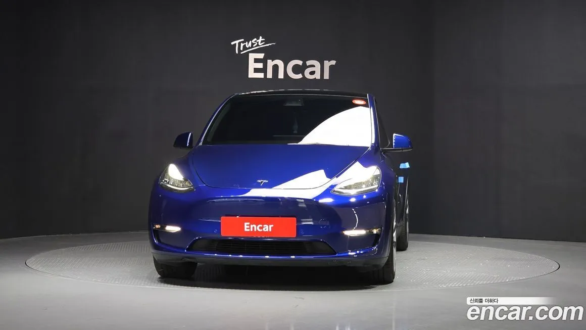 Tesla Model Y — фото 3