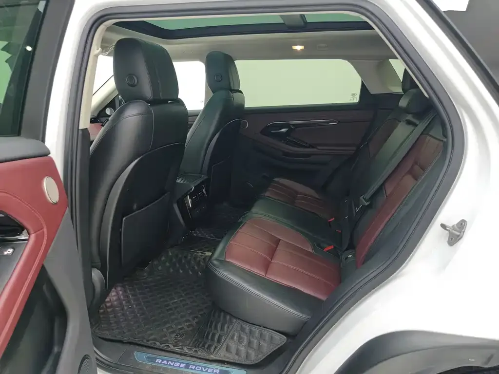 Land Rover Evoque — фото 8