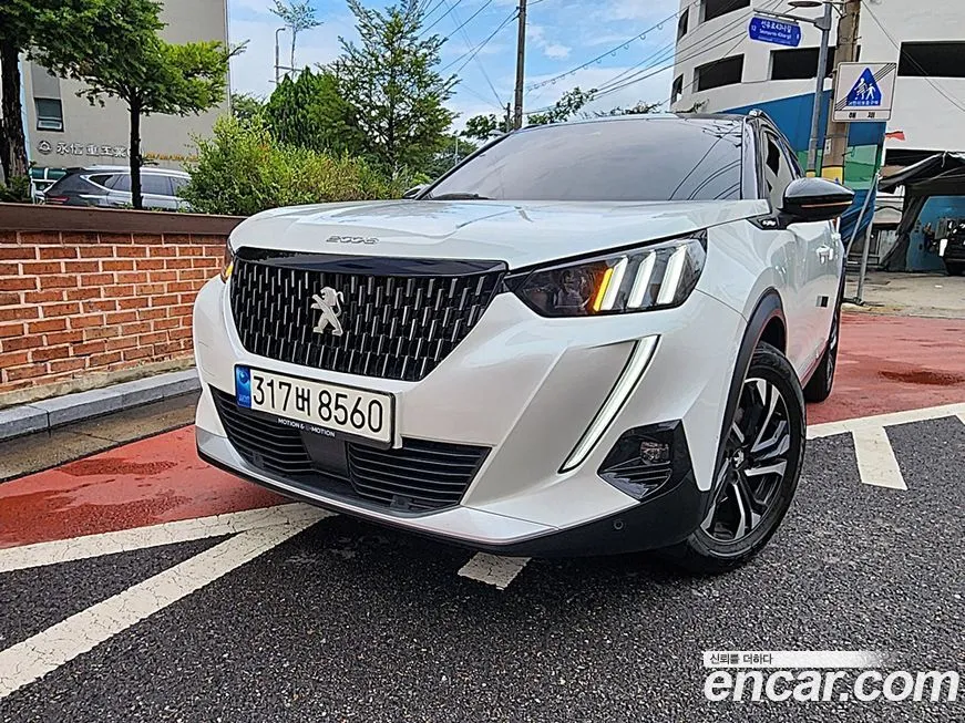 Peugeot 2008 — фото 1