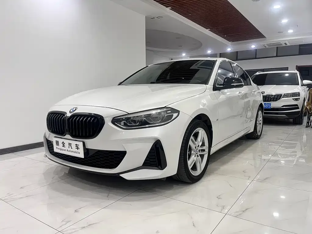 BMW 1 Series — фото 1