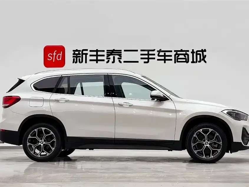 BMW X1 — фото 3