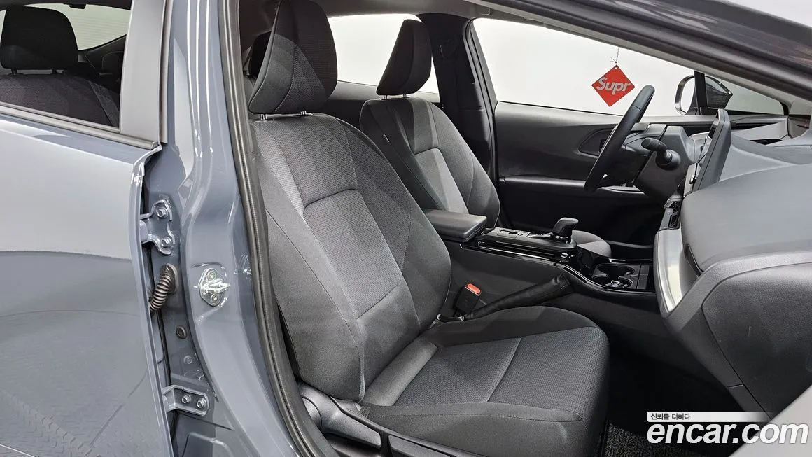 Toyota Prius — фото 10