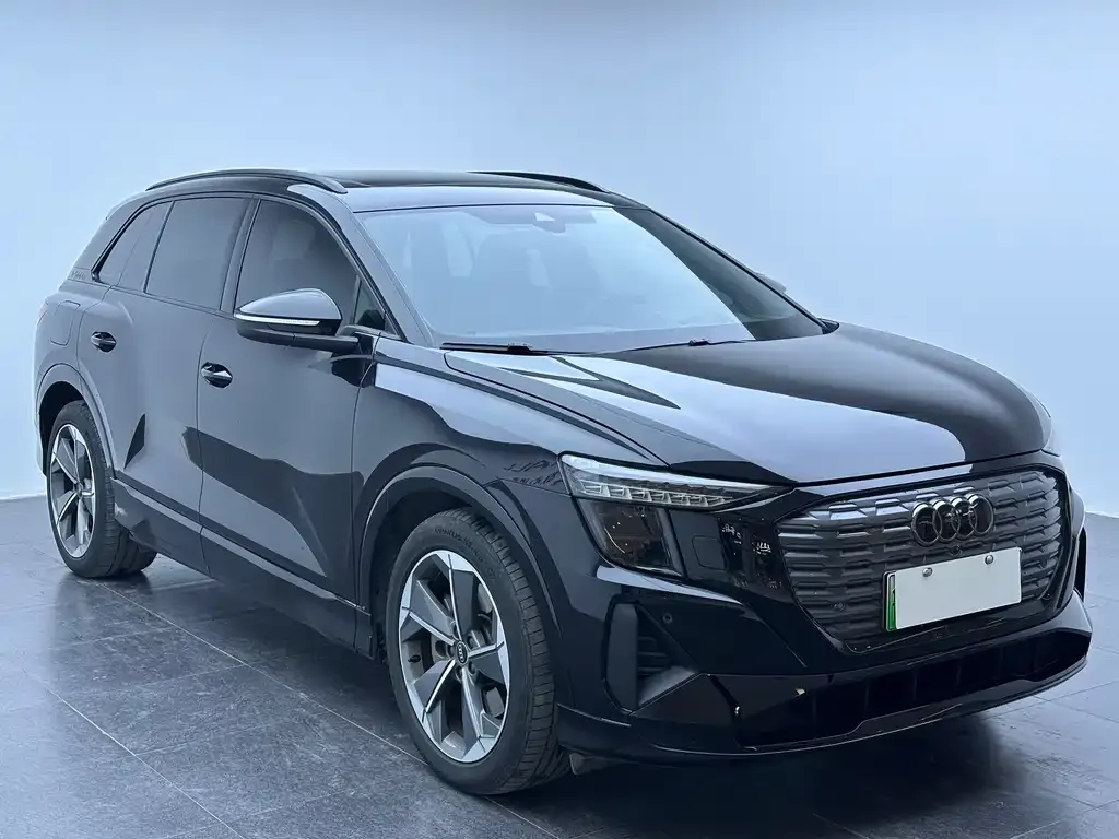 Audi Q5 e-tron — фото 3