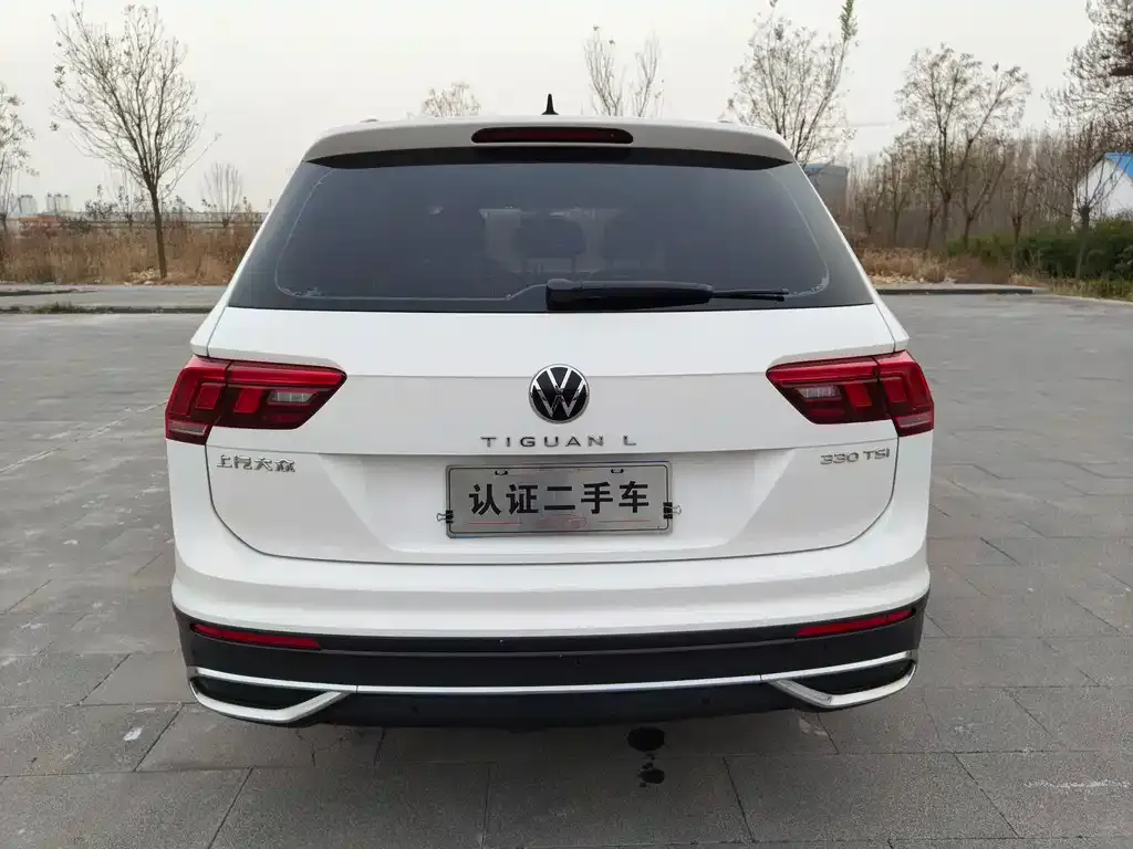 Volkswagen Tiguan L — фото 6