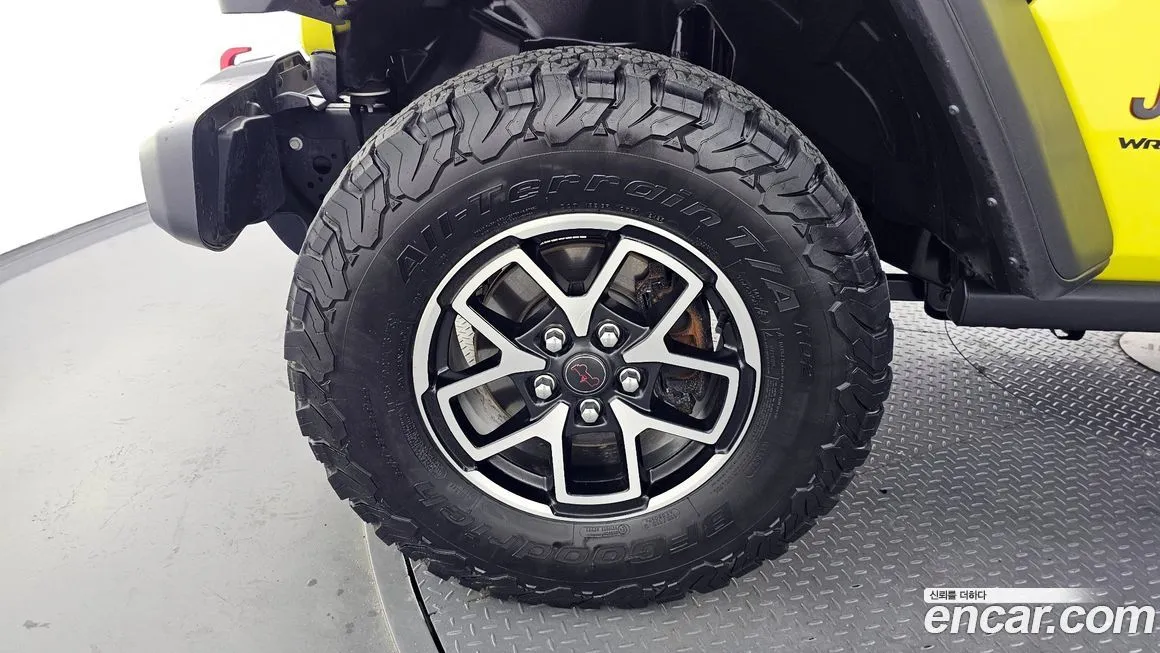 Jeep Wrangler — фото 5
