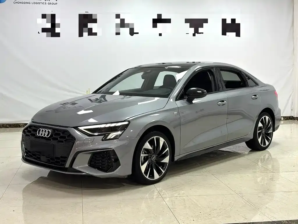 Audi A3 — фото 1