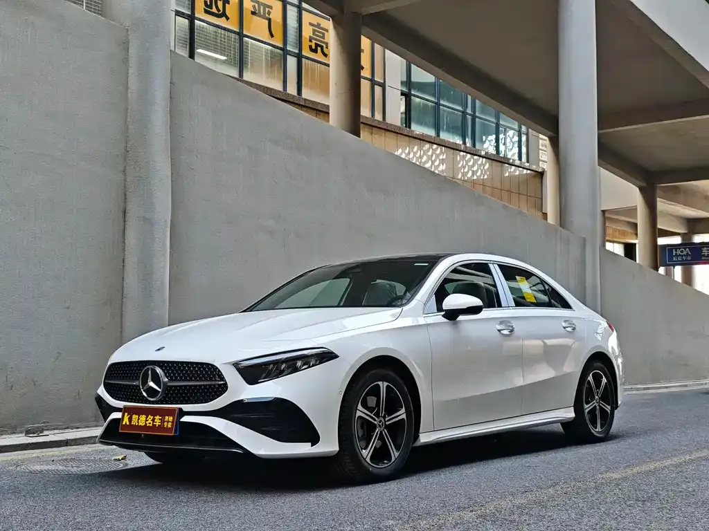 Mercedes-Benz A-Class — фото 1
