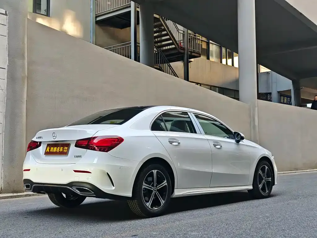 Mercedes-Benz A-Class — фото 7
