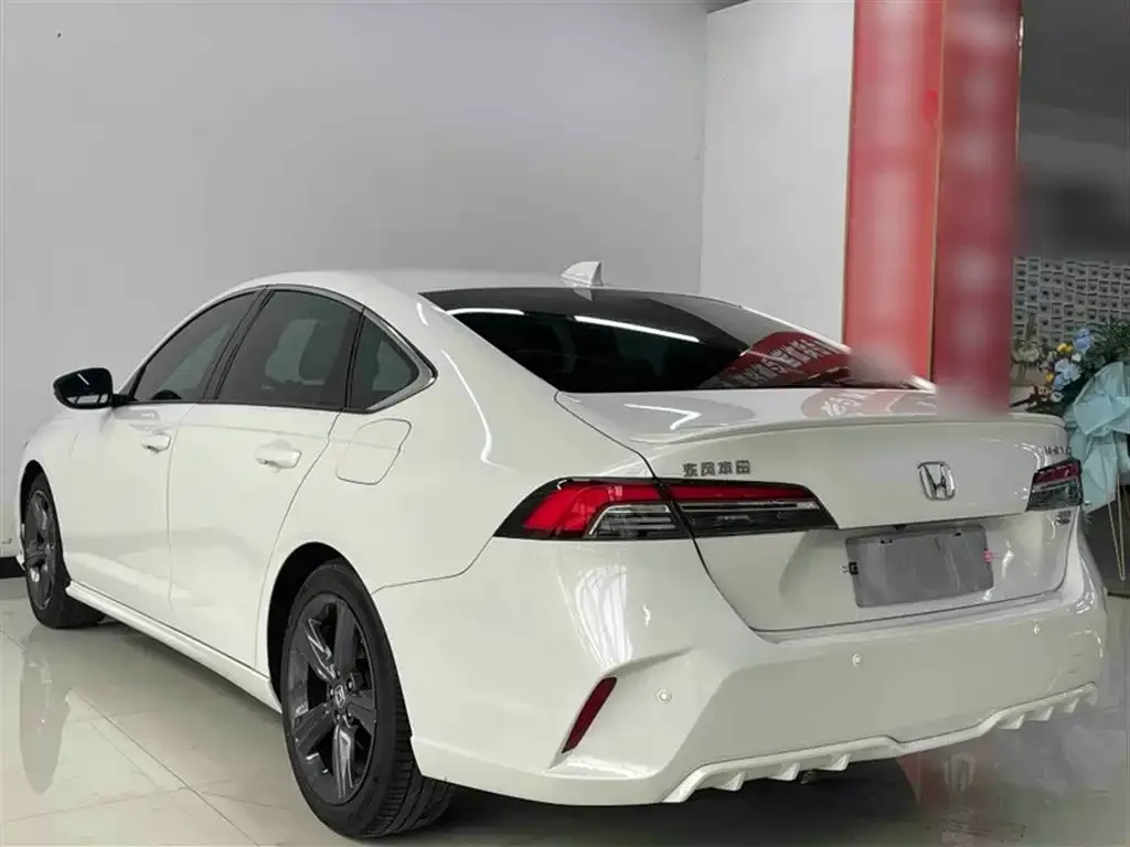 Honda Inspire — фото 5