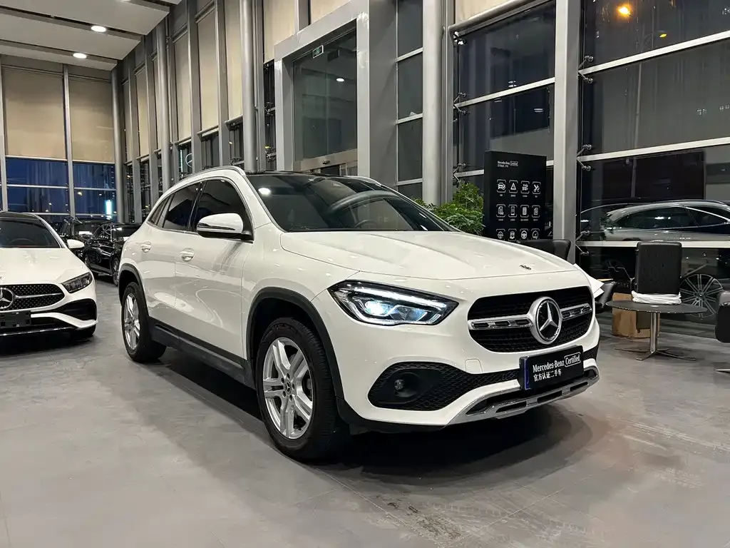 Mercedes-Benz GLA — фото 3