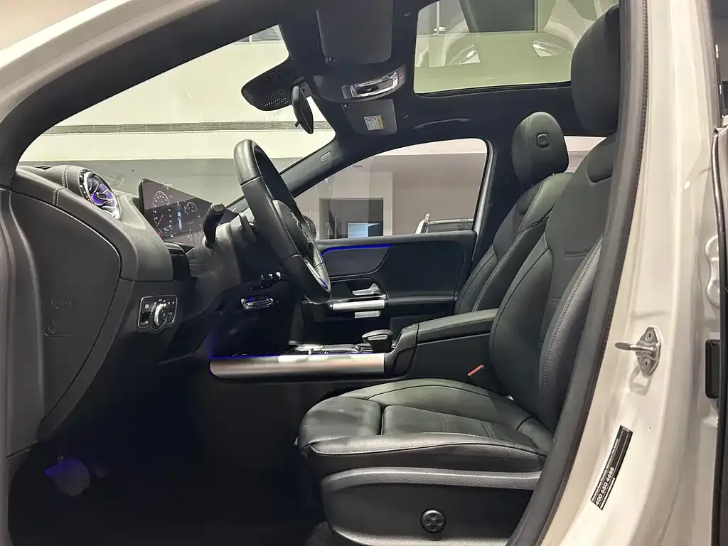 Mercedes-Benz GLA — фото 5