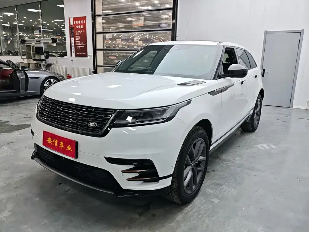 Land Rover Velar — фото 1