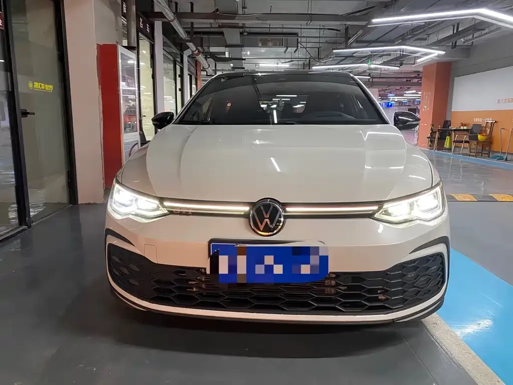Volkswagen Golf GTI — фото 2