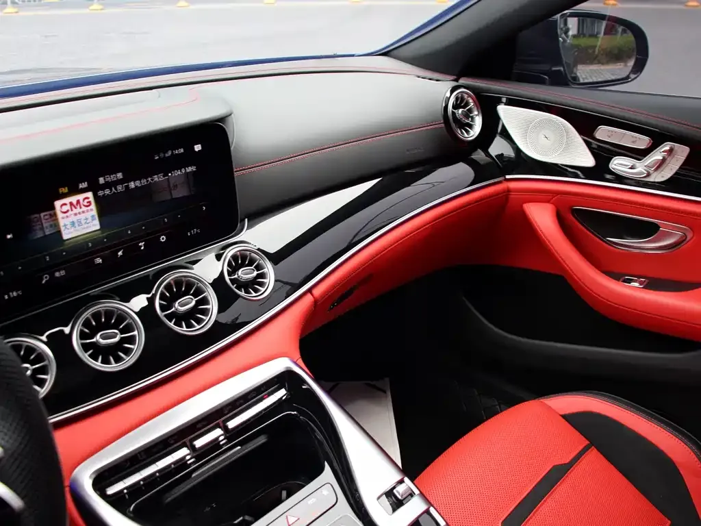 Mercedes-Benz AMG GT — фото 5