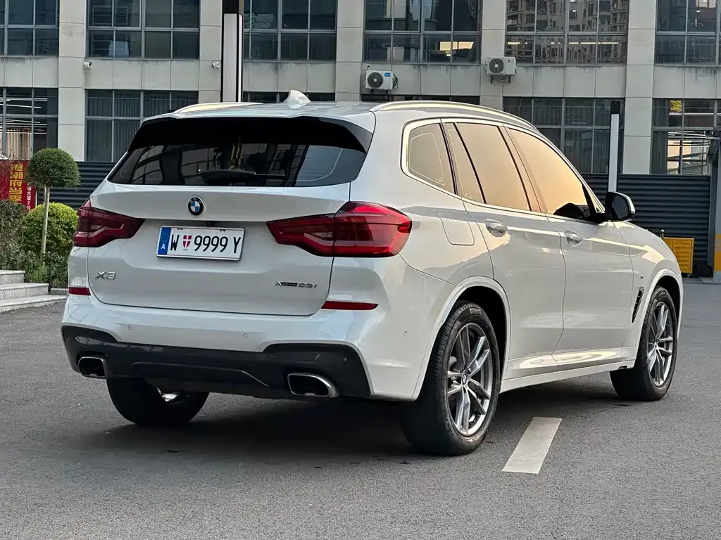 BMW X3 — фото 7
