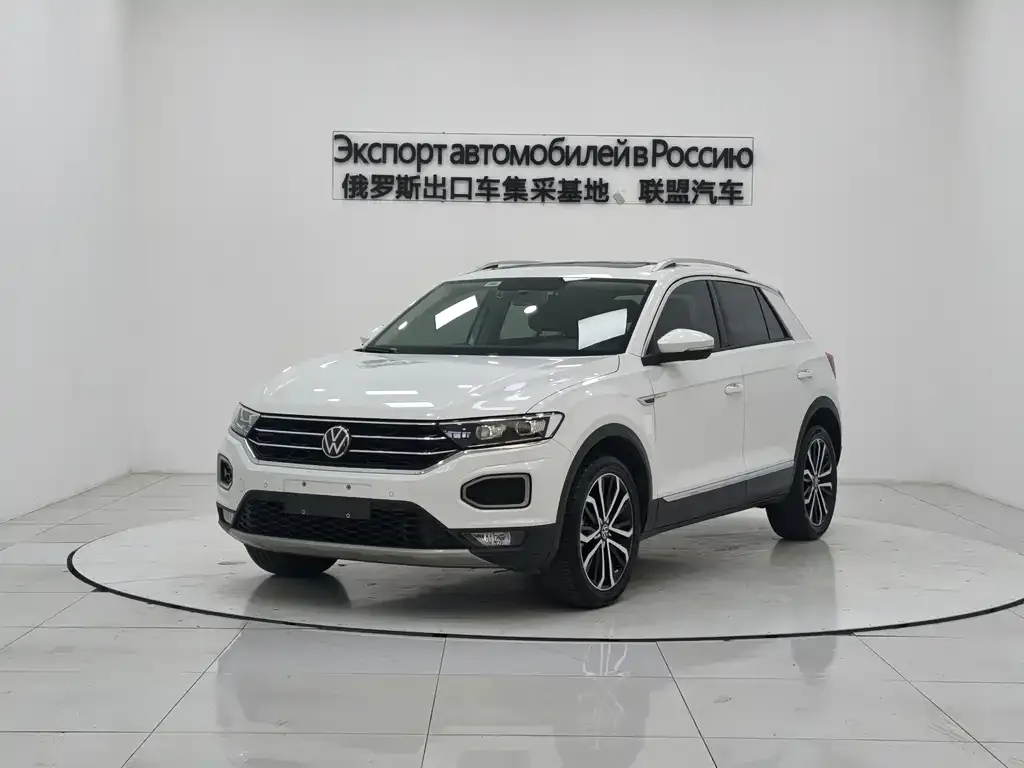 Volkswagen T-Roc — фото 1