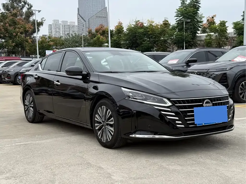 Nissan Teana — фото 3