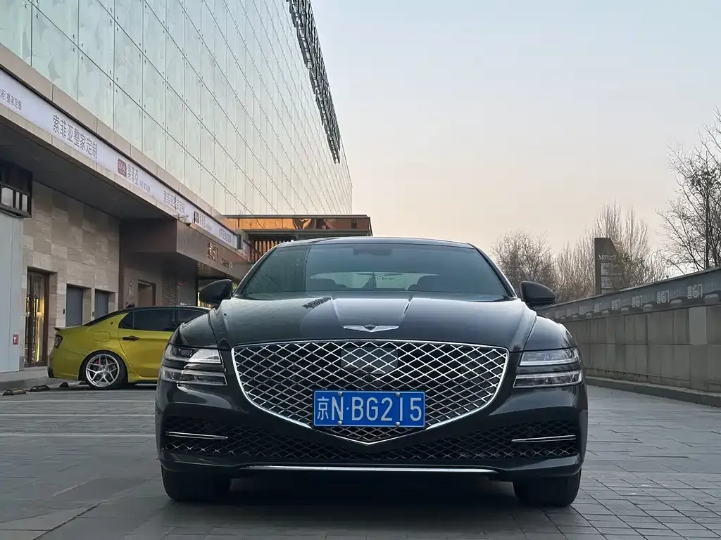 Genesis G80 — фото 1