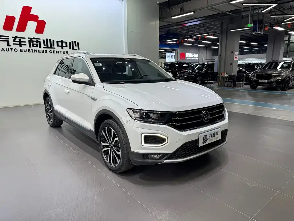 Volkswagen T-Roc — фото 3